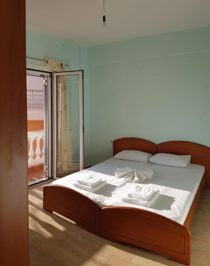 Stunning Sea View Apartments Sarandë Exteriör bild