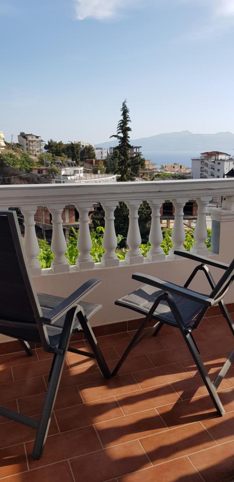 Stunning Sea View Apartments Sarandë Rum bild