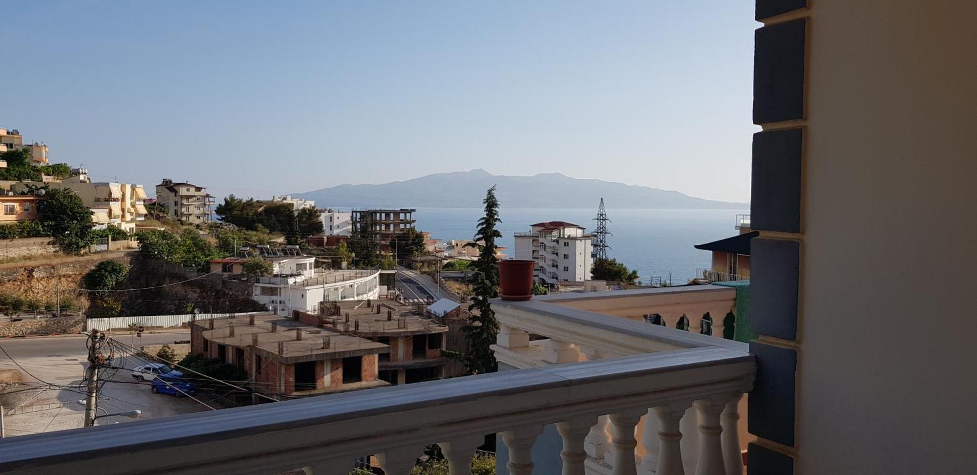 Stunning Sea View Apartments Sarandë Rum bild