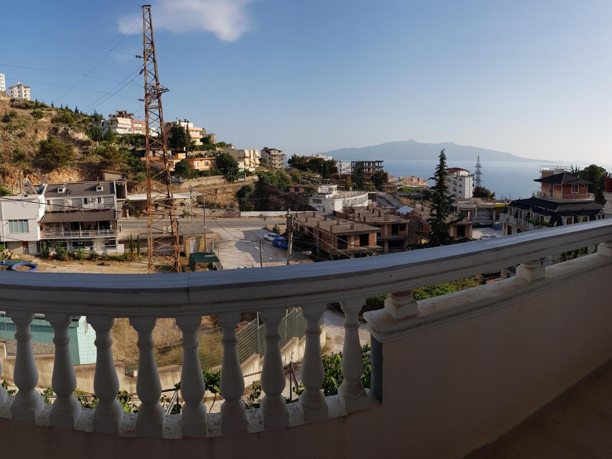 Stunning Sea View Apartments Sarandë Rum bild